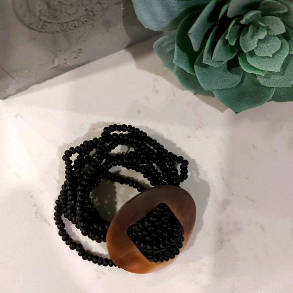 Black Beaded Bracelet - Picture 3 of 4